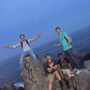 Meet your Posher, Jonathan